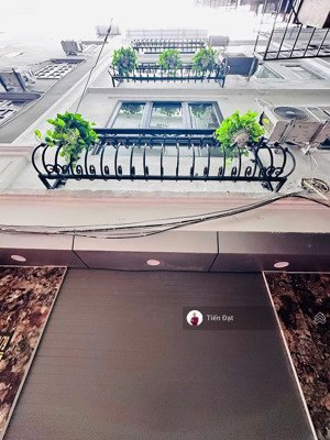 bán nhà riêng ngõ 79 cầu giấy , 5t đủ công năng 3 ngủ, full nội thất xịn ở ngay giá 7,7 tỷ có tl.