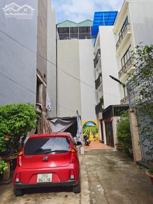 cực hiếm bán nhà Ngọc Thuỵ 72m 5 tầng MT 4.6m 16 tỷ thang máy ô tô đỗ cổng