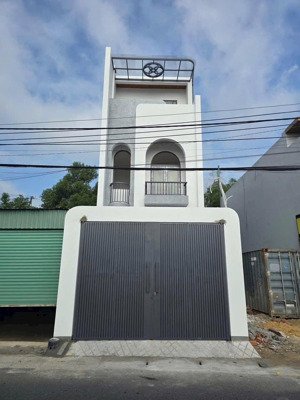 bán nhà phú mỹ đường dx 43 gần phạm ngọc thạch đường nhựa 6m