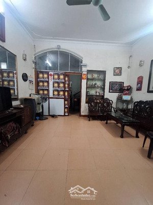 bán đất tặng nhà thuỵ khuê, dt95m, mt5,4m, sát phố, sát ô tô, kinh doanh.