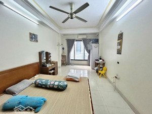 bán nhà 35m 6tầng an dương vương tây hồ hà nội