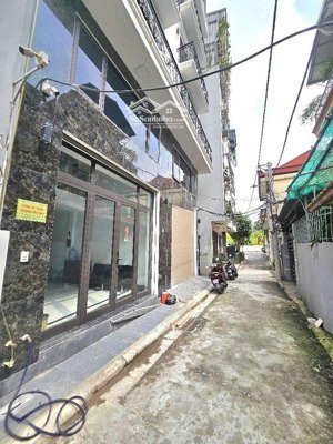 việt hưng long biên - ô tô đỗ cổng - 3 bước ra oto tải tránh nhau - 31 m - 6.5 tỷ (gia lộc)