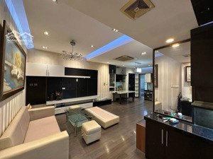 bán chcc hồng hà tower 89 thịnh liệt ,dt 83m2 ,3pn ,2vs giá 5,65 tỷ ,nội thất đầy đủ