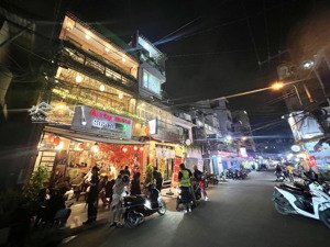 bán cặp mt ngay khu phố tây p19 , bình thạnh - dòng tiền cực cao - giá mềm cho khách thiện chí