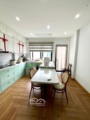 bán nhà 6 tầng thang máy phố kim ngưu, hai bà trưng vuông vắn, nở hậu, nội thất tiền tỷ, ngõ ô tô