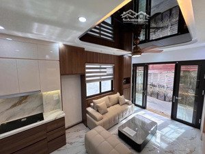 bán nhà lô góc 2 mặt thoáng phố kim ngưu, hai bà trưng 5 tầng thang máy, nội thất cao cấp, ngõ th