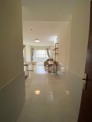 chính chủ cho thuê căn hộ 1 phòng ngủ, thoáng mát. cc babylon - 683a âu cơ, tân phú, hcm