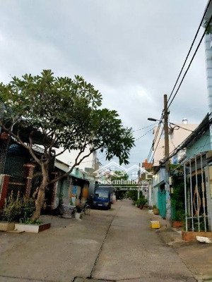 bán nhà hẻm xe tải bình trị đông, bình tân, ngang 6m, 2 tầng.