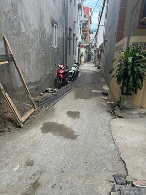 bán gấp 47m mt3,80m xuân phương ngõ rộng thoáng gần ô tô giá đầu tư cực tốt lh 