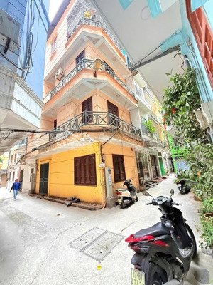 phân lô vip đống đa nguyên hồng - huỳnh thúc kháng - lô góc - ô tô - dân trí cao - kinh doanh