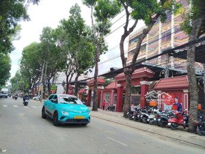 ngay trường quốc tế nam việt, lê văn thọ, gò vấp. 4,7x21m. hẻm 4,5m. chỉ 7,x tỷ. xây mới 4-5 tầng