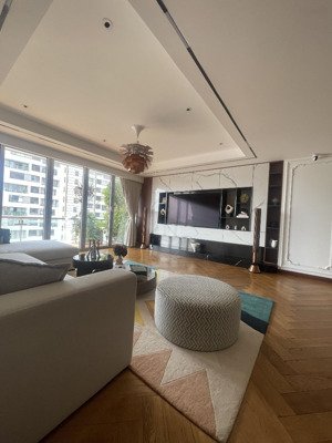 bán gấp căn hộ penhouse garden plaza 1 dt 150m2 full nội thất cao cấp, sổ hồng cầm tay giá 25tỷ