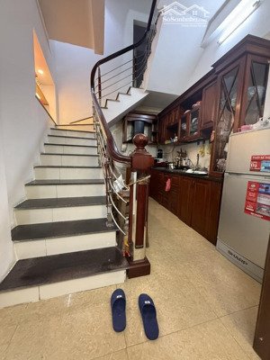 cấp bán! nhà lõi hai bà trưng - cách phố 9m - 42m x 5t - lô góc - sổ vuông - giảm 600tr còn 8.3 tỷ