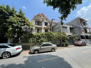 hiếm, tầm tiền hiếm, 30m2 đất mặt phố, vỉa hè, ô tô tránh, kinh doanh sầm uất, 8,7 tỷ