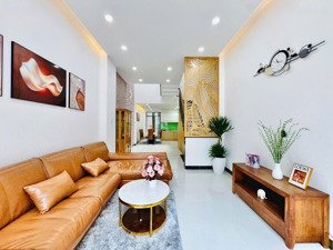 bán nhà 4 tầng mặt tiền kinh doanh khu cư xá ngân hàng trung tâm q7 giá hơn 11 tỷ tý xíu