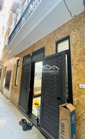 bán nhà trung kính lớn, cầu giấy - 36m2 x 5 tầng - nhà dân xây chắc chắn - gần phố - nhà đẹp ở ngay