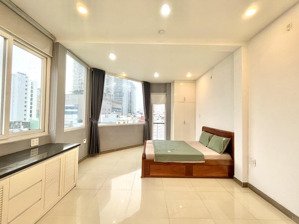 căn hộ ban công 35m2 view landmark 81 - ngay tân cảng