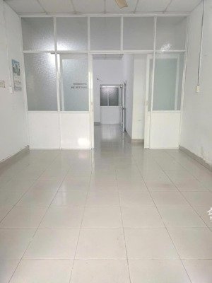 bán nhà chính chủ dùm bà chị 48m2 giá 5ty670 triệu trường chinh p12 tân bình