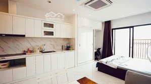 bán căn hộ tập thể tầng 3 nghĩa tân dt 60m2 , thiết kế 2 ngủ giá 3,6 tỷ