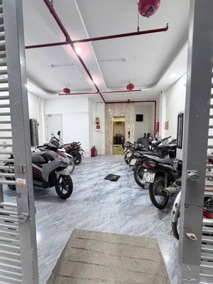 tôi chính chủ cần bán toà nhà chung cư mini tại lĩnh nam - nam dư