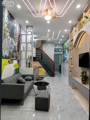 Bán nhà đẹp HXH 2 tầng, 3PN, DT 40m2, Dương Quảng Hàm, Quận Gò Vấp, Chỉ nhỉnh 4 tỷ