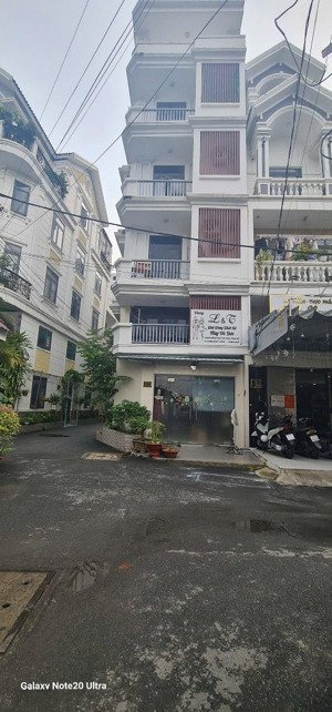 bán nhà góc 2 mt hẻm xe tải dương quảng hàm ,p5 , trệt 4 lầu sân thượng