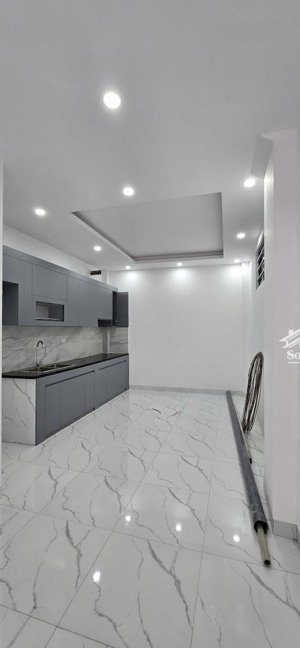 nhà 5 tầng đẹp gần chợ quỳnh đô - thanh trì - 4pn