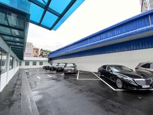 cho thuê văn phòng showroom mặt tiền võ văn kiệt, quận 5