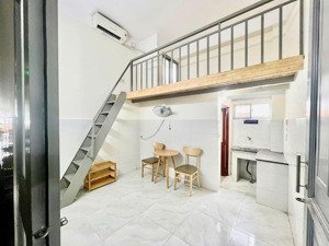 phòng gác lửng sẵn nội thất cơ bản giá giảm sâu