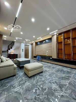 bán nhà đẹp hoàng mai 50m² x 6t, mt 4.2m, giá 18.7 tỷ gara ô tô ,thang máy,phân lô , ở & kinh doanh