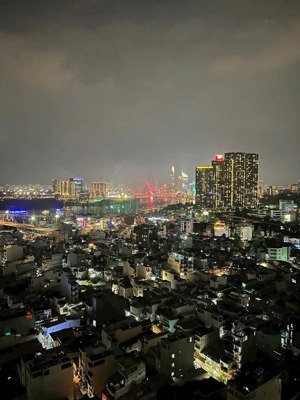 chủ nhà đi định cư bán nhanh căn 3pn 164m2 giá 14 tỷ. lh pkd xem ngay 