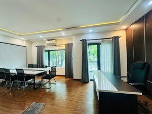 cho thuê bt 4pn 5wc tại kdc an sương, 25 triệu, 105m2