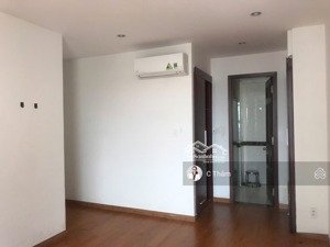 bán căn hộ giai việt, dt 109m2, 3pn, 2wc, nhà sạch đẹp, căn góc, giá 5.03 tỷ, lh - thắm