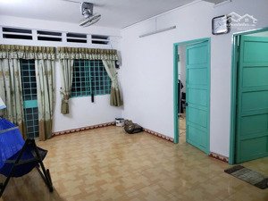 giảm 200tr bán chung cư hùng vương, quận 5 - giá 2,4 tỷ - 63,1m2