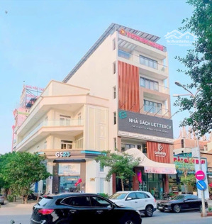 chủ cần ra đi gấp nhà hẻm xe tải 9m, dt 9x35m, nở hậu tổng, dt 420m2, giá 35 tỷ