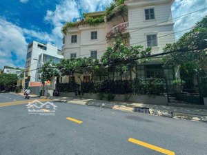 villa lê văn miến thảo điền, 708m² sàn trống suốt, 3 tầng 1 sân thượng, 150tr/tháng (10usd/m²)