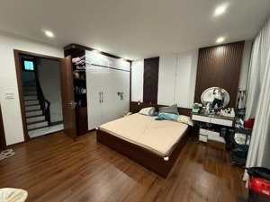 quá đẹp, nhà thượng thanh, long biên, 4 mặt thoáng, 6 tầng thang máy, 40m2 hiếm, chỉ 8,8 tỷ