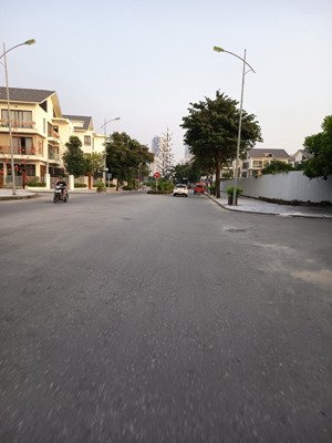 bán biệt thự an vượng, kđt dương nội cạnh công viên thiên văn học hà đông, 190m2, 3 tầng.