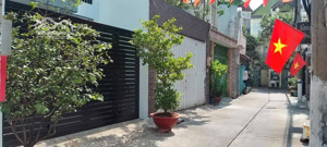 4,5x15m (67m2) nhà 2 tầng, 3pn, mặt tiền chợ phạm văn bạch vào 50m, giá 4,99 tỷ