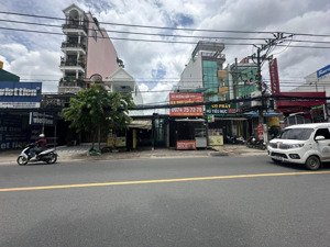 bán nhà mt tỉnh lộ 10, dt 8 x 28m, cấp 4, giá 25 tỷ (tín hưng)