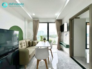 1pn balcony cực lớn - decor hiện đại, view thành phố, gió mát cả ngày - ngay gần landmark