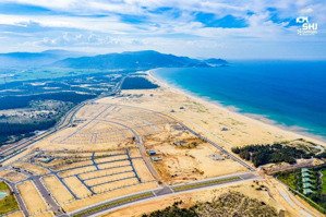 bán lô góc phân khu 2 nhơn hội - đối diện công viên, gần biển. lh mr quang dũng