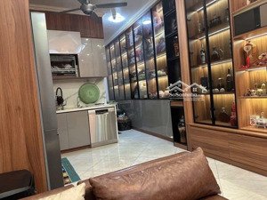 cho thuê nguyên căn phố ngọc thụy, ô tô tránh- full nội thất- 36m2, 3pn giá 11riệu