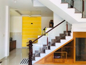 cho thuê nhà phố thảo điền, quận 2 giá rẻ chỉ 30 triệu