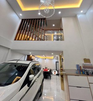 bán nhà trung kính to - 65m2 - gara ô tô 7c - mặt ngõ thông - ô tô tránh - kinh doanh!