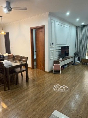 cho thuê căn hộ 3pn,2 vs toà ct8 mỹ đình, nam từ liêm, hà nội. lh: 