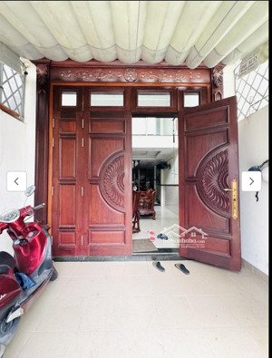 chính chủ. nhà 1 trệt 1 lững 2 lầu sân thượng. hẻm 499 quang trung p10 . dt 4 x 20 . giá 10.5tỷ