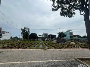 chính chủ gửi bán lô đất 3 mặt tiền đường trịnh đình thảo