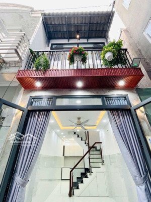 nhỉnh 3 tỷ sở hữu nhà đẹp full nội thất- 24m2- phạm văn chiêu gv