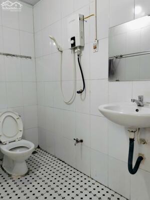 Tập thể T1 Yên Lạc sổ 36m2, sử dụng 55m2 nhỉnh 4 tỷ có TL. Lh Khánh 0972858666.